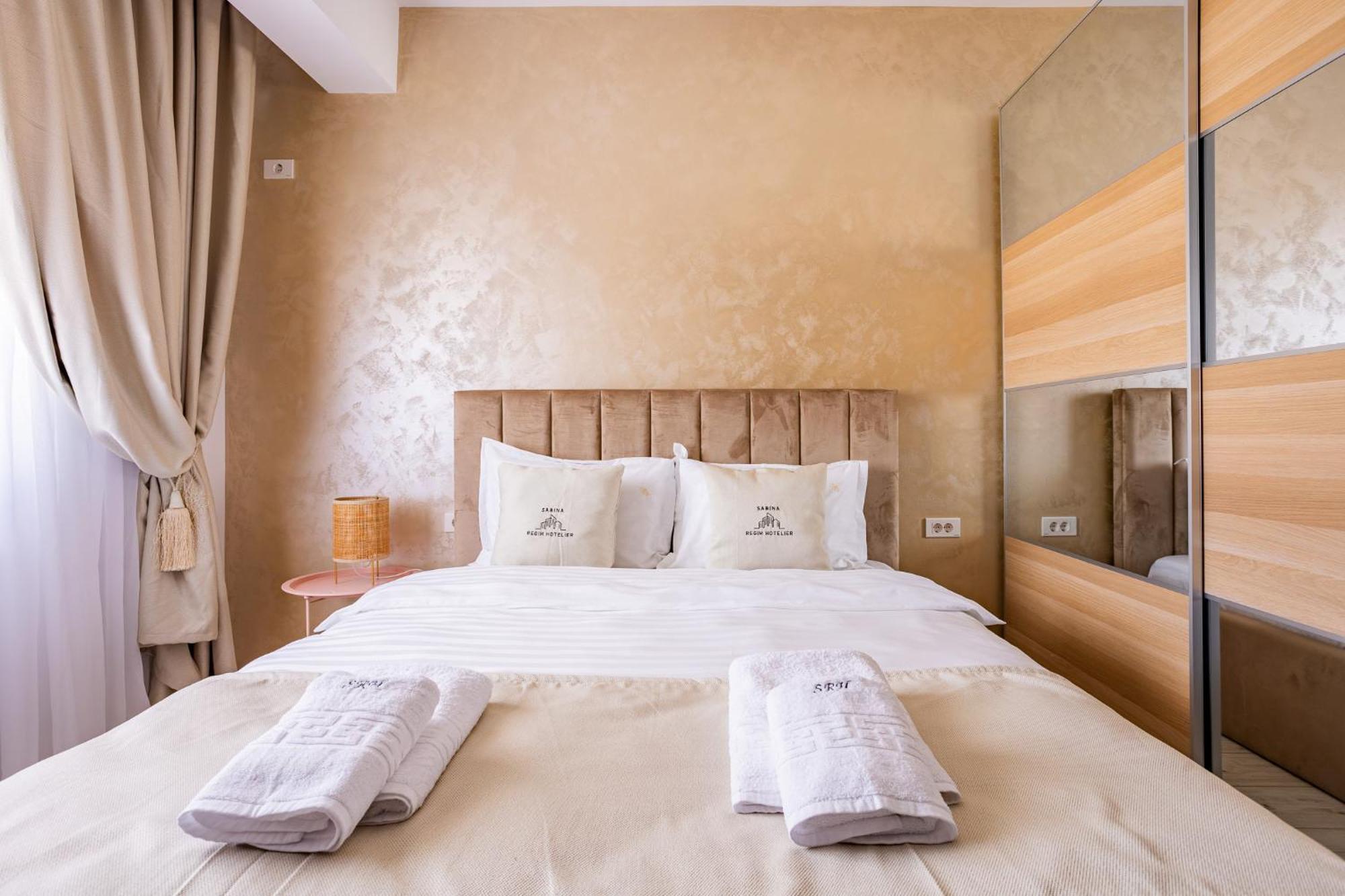 Unique Sapphire 33 Apartament